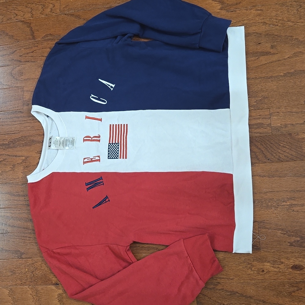 Retro IML Vintage Red, White, and Blue Women's Crewneck Sweater Size 1X